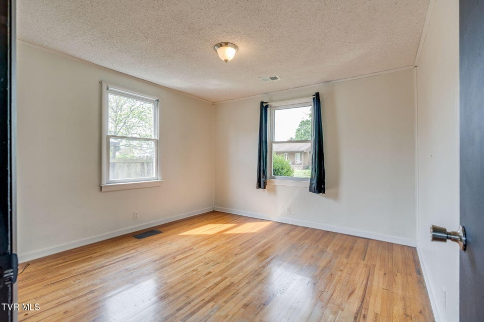 Photo #17: 1620 Hermitage Drive