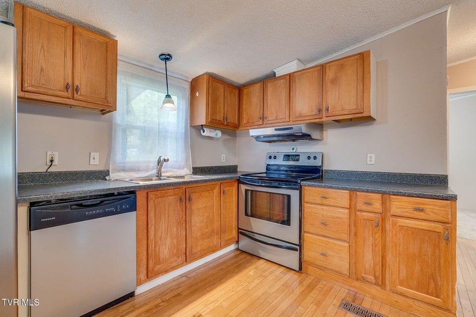 Photo #10: 448 Parker Estates Road