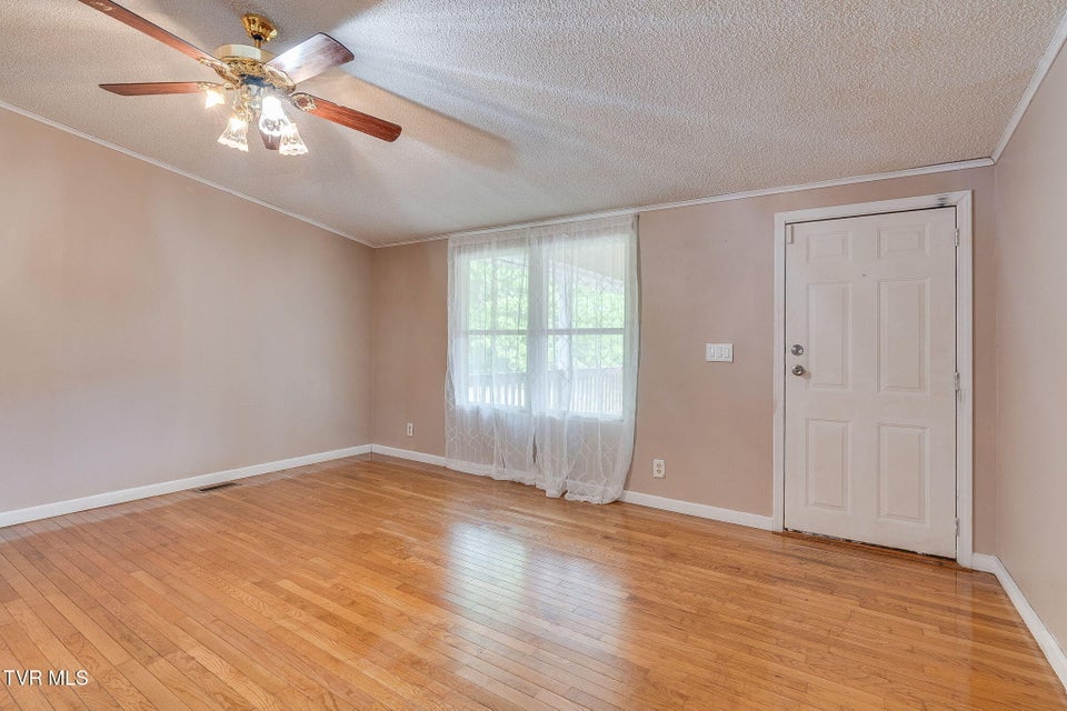 Photo #6: 448 Parker Estates Road