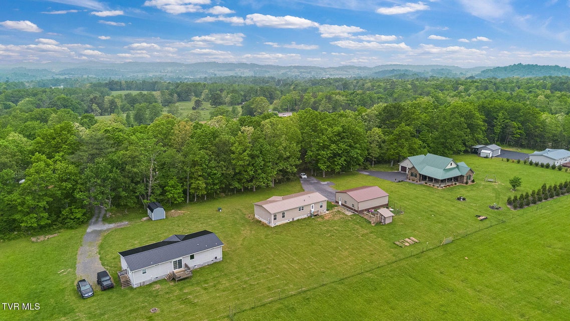 Photo #3: 100 Colyer Road