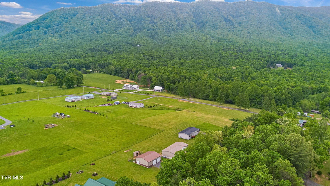 Photo #7: 100 Colyer Road