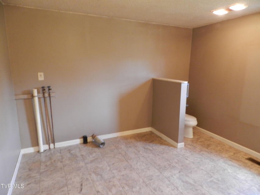 Photo #36: 14930 Kingsport Highway