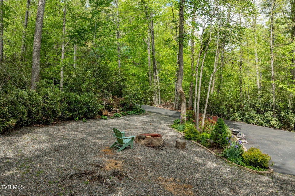 Photo #16: 319 Ivy Wood Lane