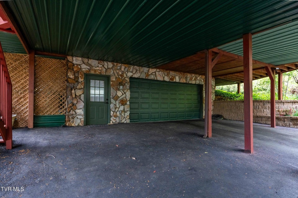 Photo #23: 319 Ivy Wood Lane
