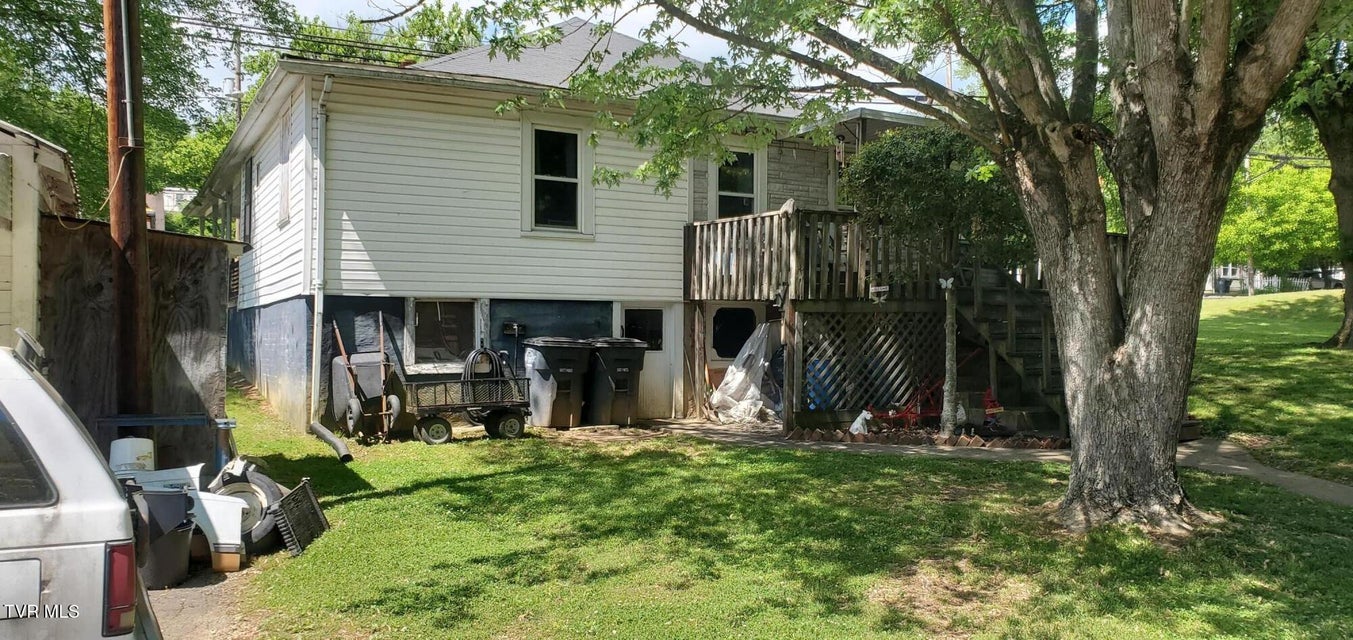 Photo #5: 1167 Bloomingdale Pike