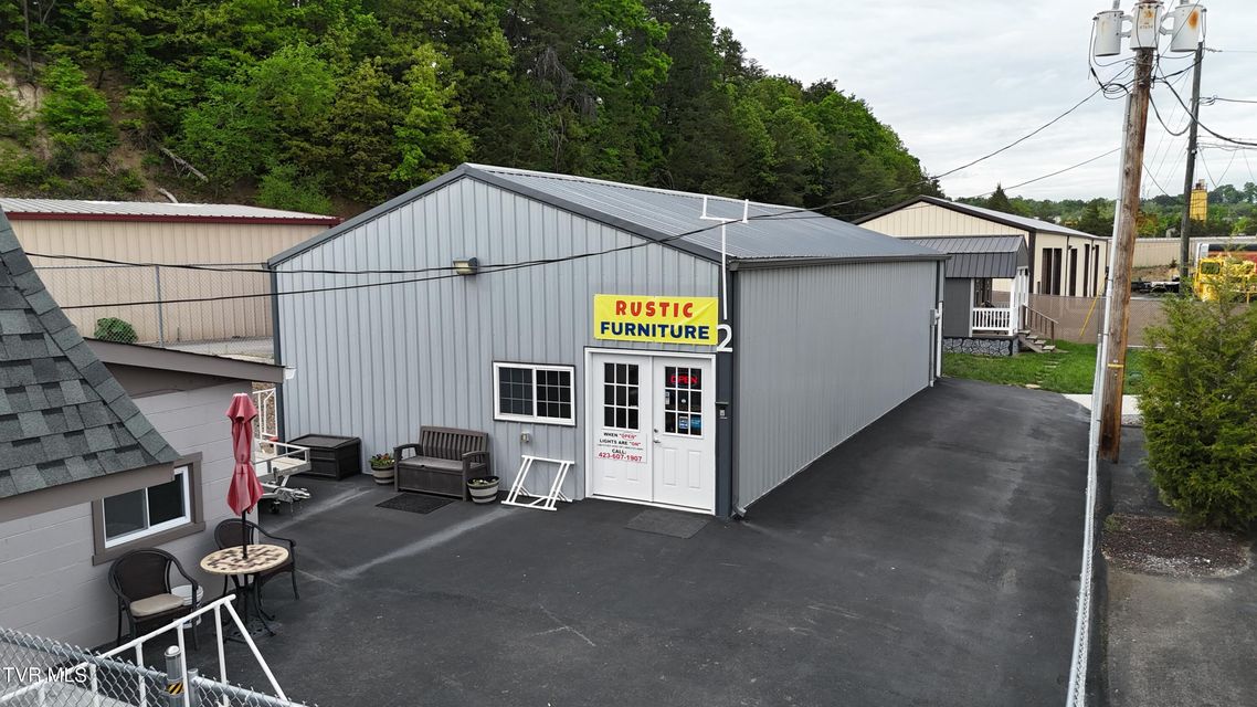 Photo #8: 1530 Bridgewater Lane