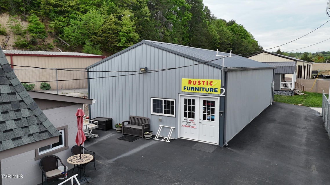 Photo #9: 1530 Bridgewater Lane