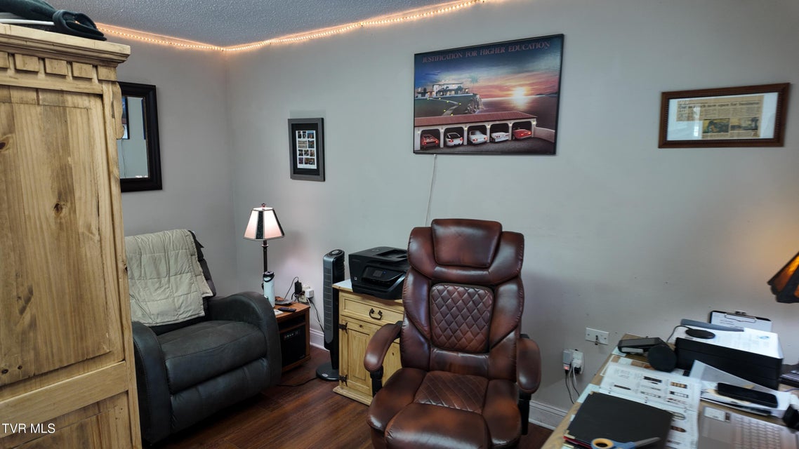 Photo #39: 1530 Bridgewater Lane