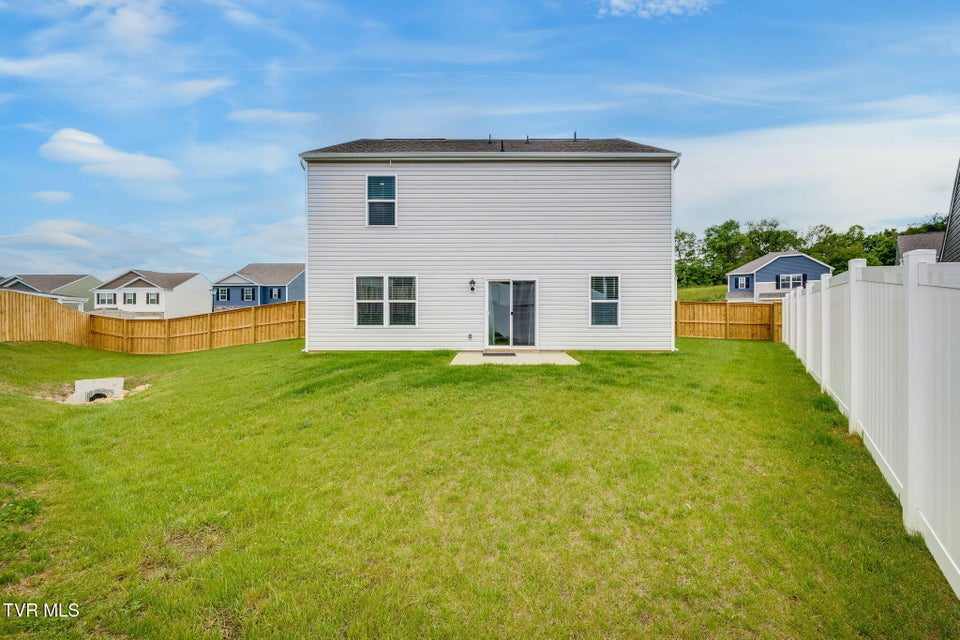 Photo #42: 1024 Persimmon Hollow