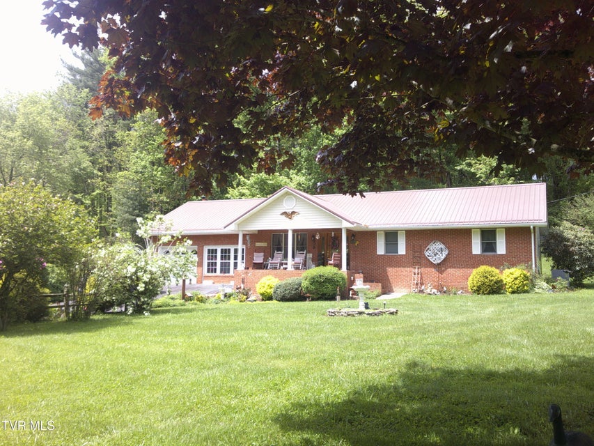 Photo #68: 1037 Swift Hollow Road