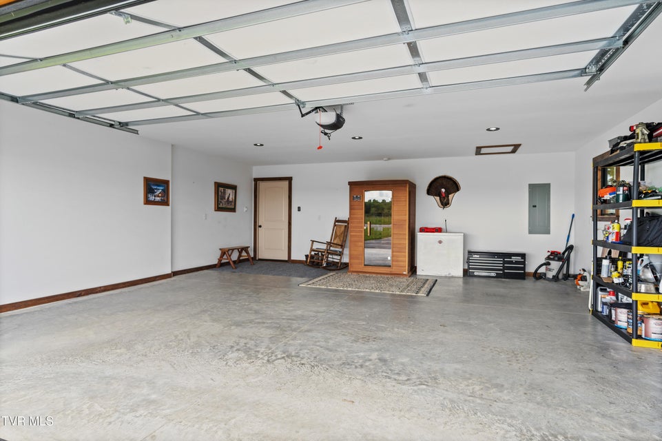 Photo #38: 4125 Ottway Road