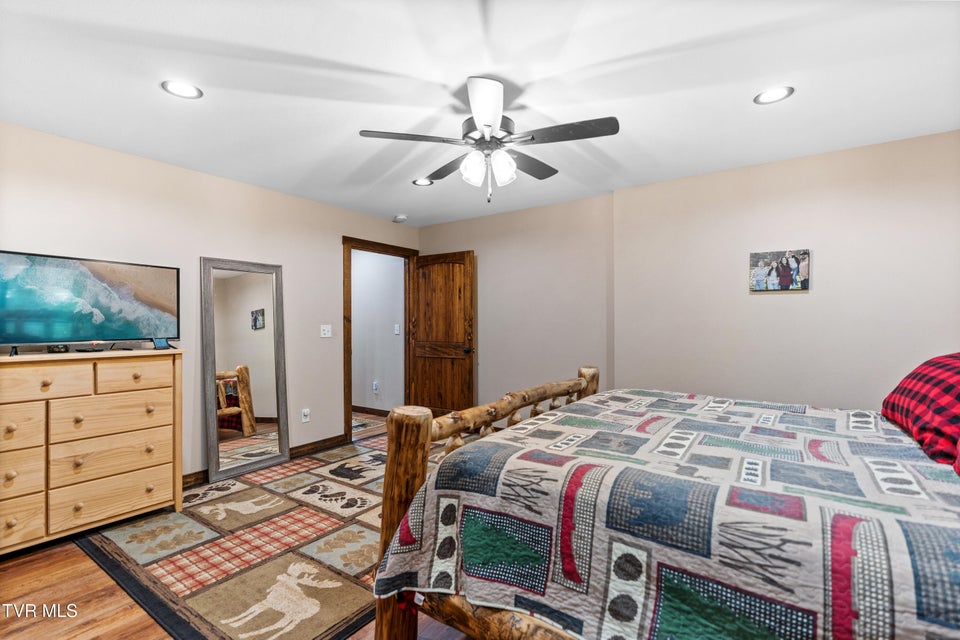 Photo #21: 4125 Ottway Road
