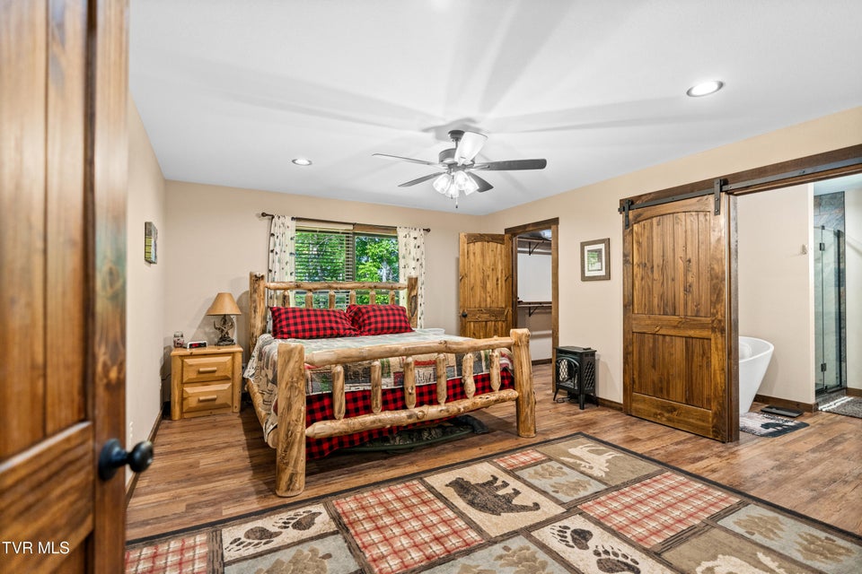 Photo #29: 4125 Ottway Road
