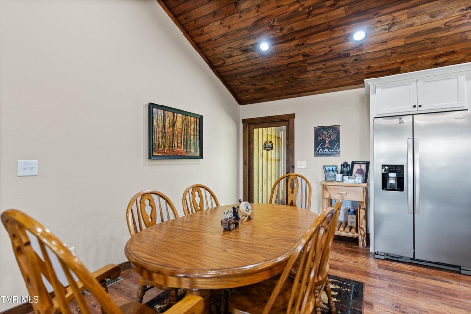 Photo #17: 4125 Ottway Road