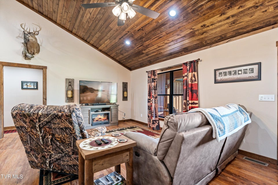 Photo #18: 4125 Ottway Road