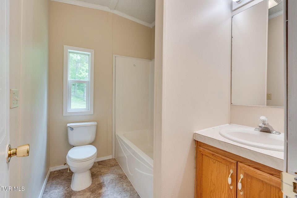 Photo #18: 118 Berry Hill Road