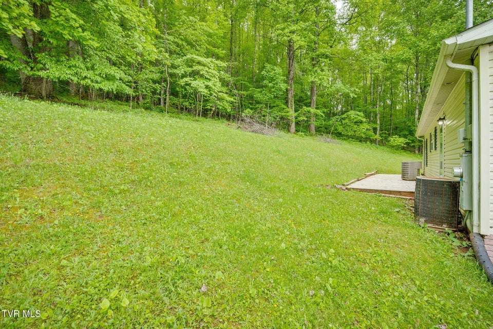 Photo #21: 118 Berry Hill Road