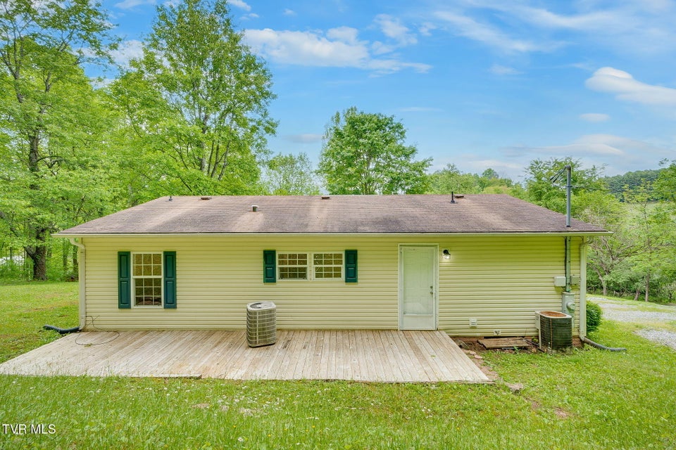 Photo #23: 118 Berry Hill Road