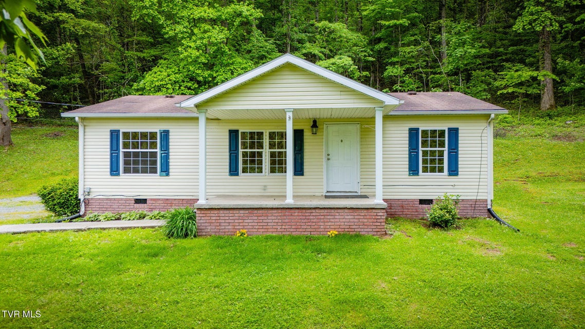 Photo #26: 118 Berry Hill Road