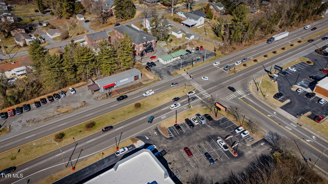 Photo #8: 700 Volunteer Parkway