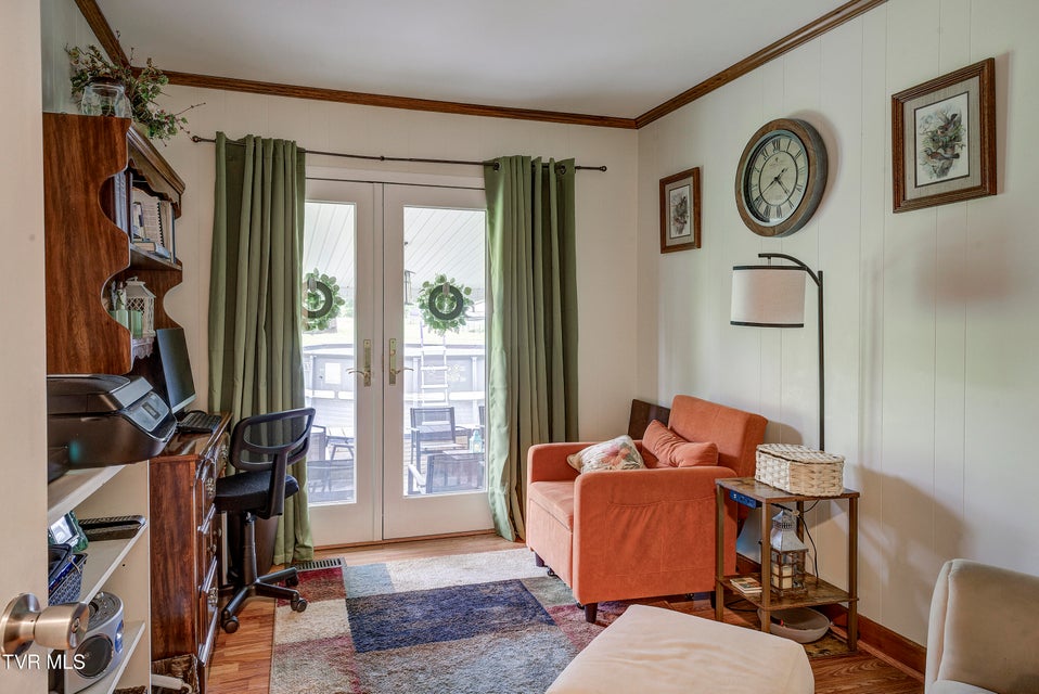 Photo #10: 410 Crook Street Street