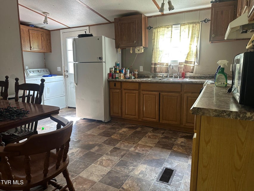 Photo #3: 1215 Bear Wallow Road