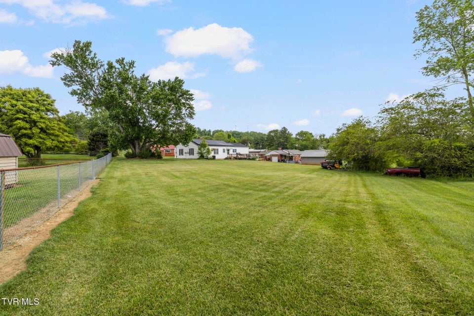 Photo #30: 216 Sunbury Court
