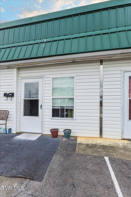 Photo #2: 2908 Bloomingdale Road