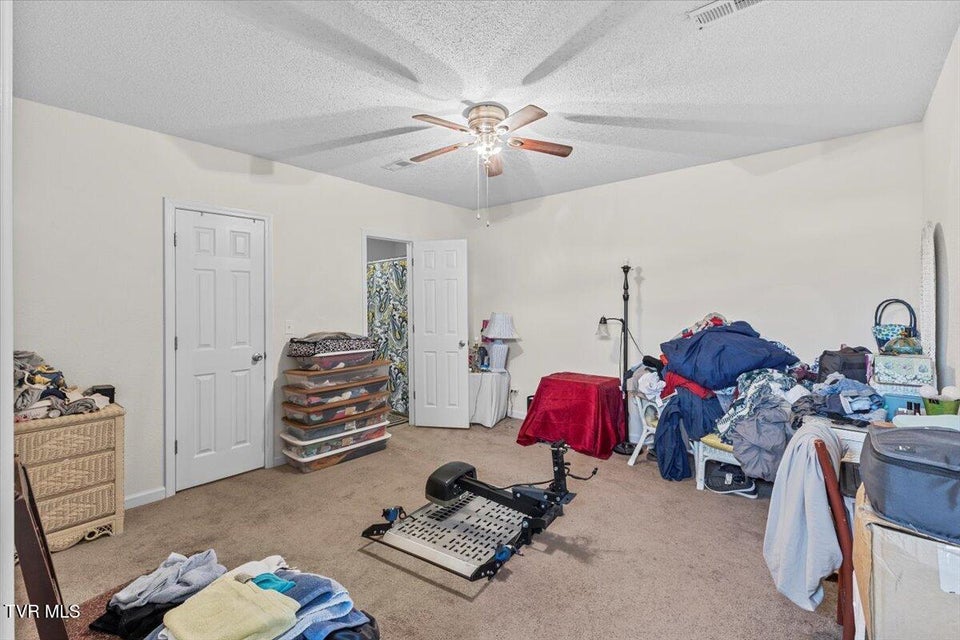 Photo #15: 2908 Bloomingdale Road