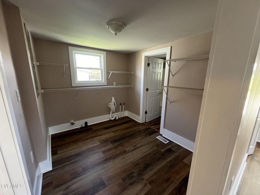 Photo #6: 305 Hamilton Street