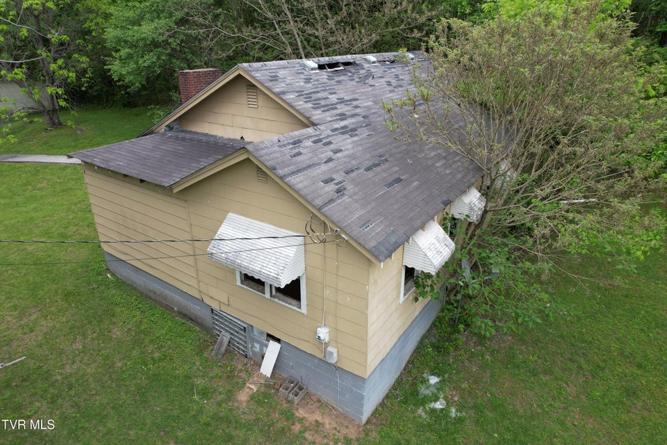 Photo #4: 707 Cooks Valley Road