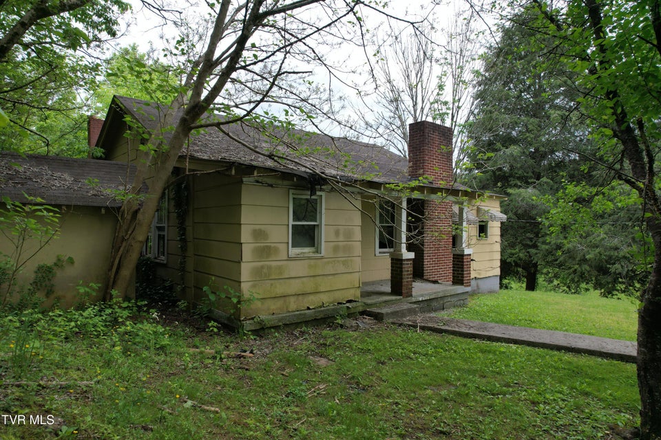 Photo #8: 707 Cooks Valley Road