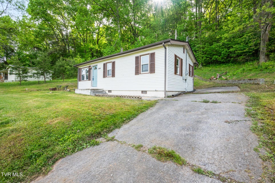 Photo #2: 23249 Mary'S Chapel Road