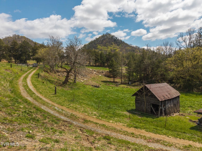 Photo #58: 512 Hwy 70