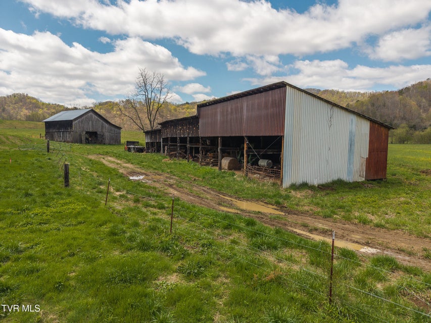 Photo #63: 512 Hwy 70