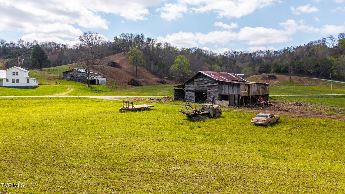 Photo #10: 1025 Livesay Chapel Road