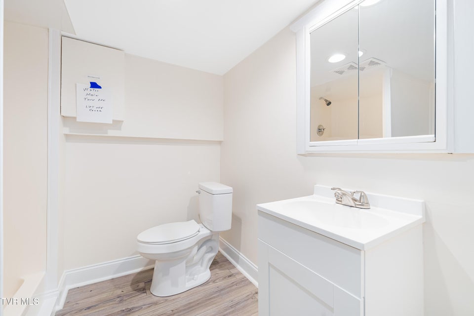 Photo #8: 705 Holston Avenue