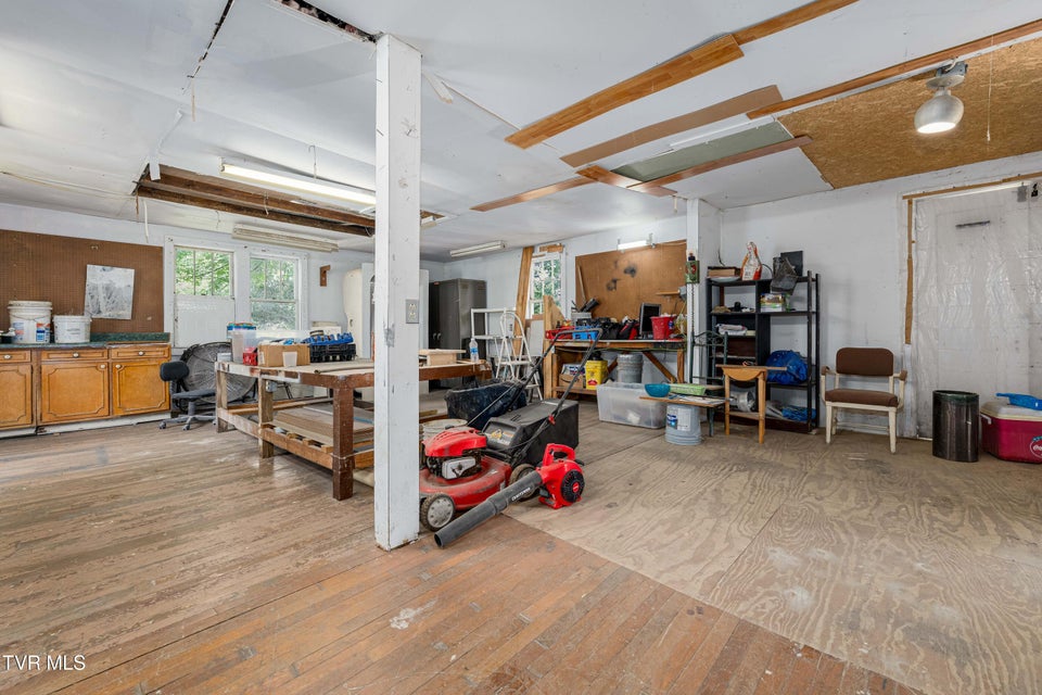 Photo #14: 705 Holston Avenue
