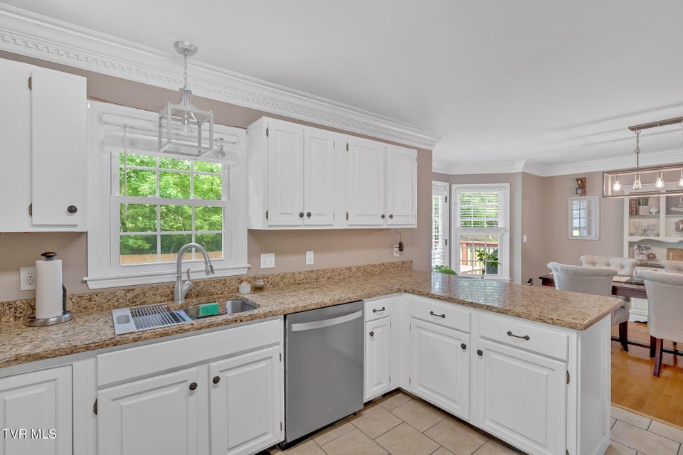 Photo #10: 3141 Winesap Road