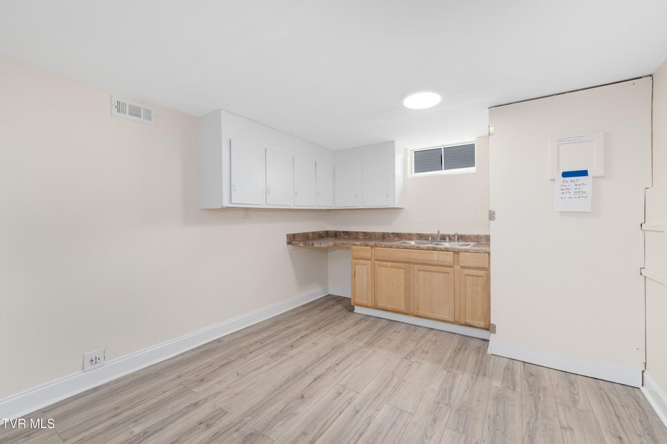 Photo #45: 705 Holston Avenue