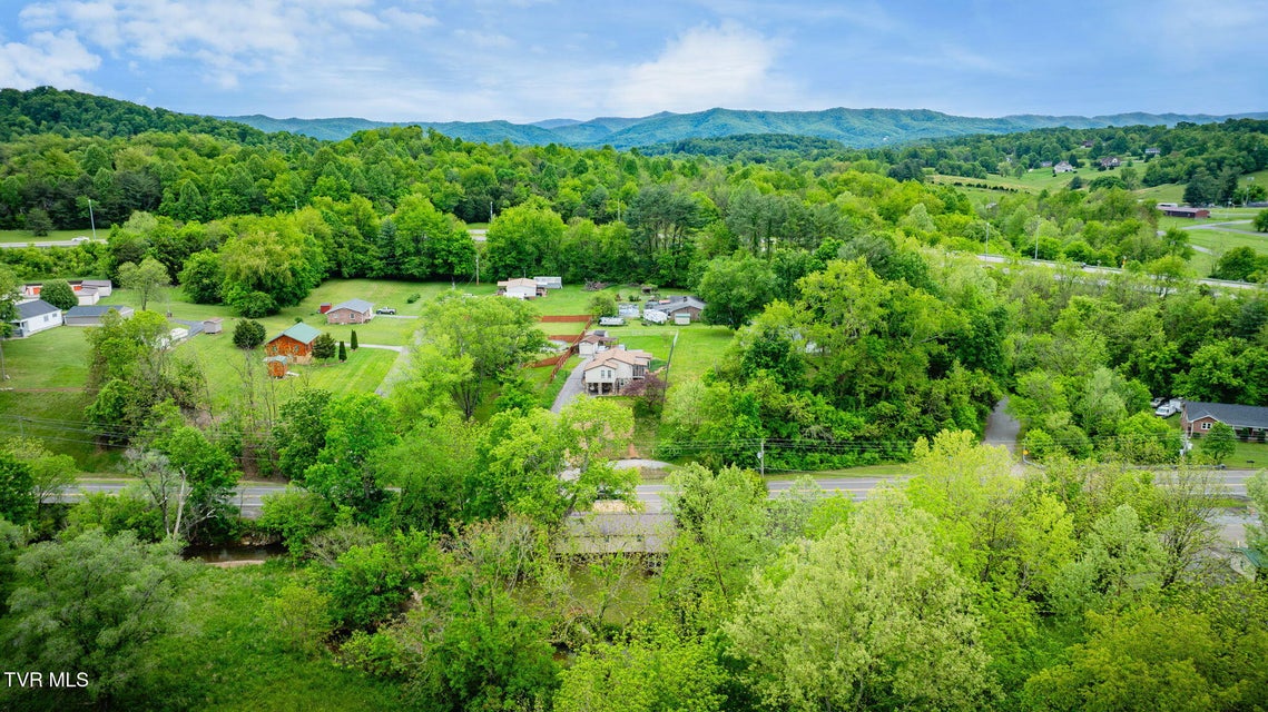 Photo #33: 1955 Milligan Highway