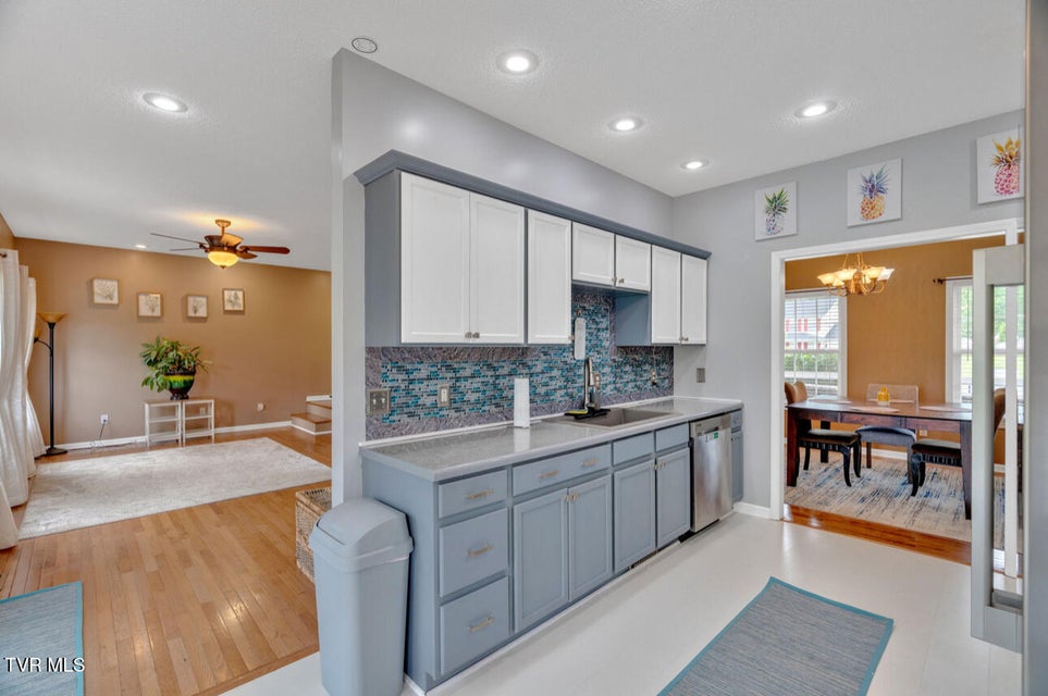 Photo #16: 1019 Meadow Brook Drive