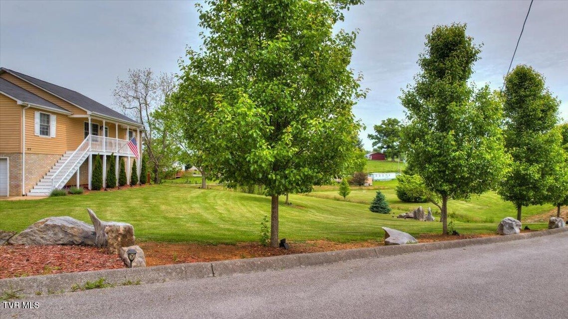Photo #3: 123 Bermuda Drive