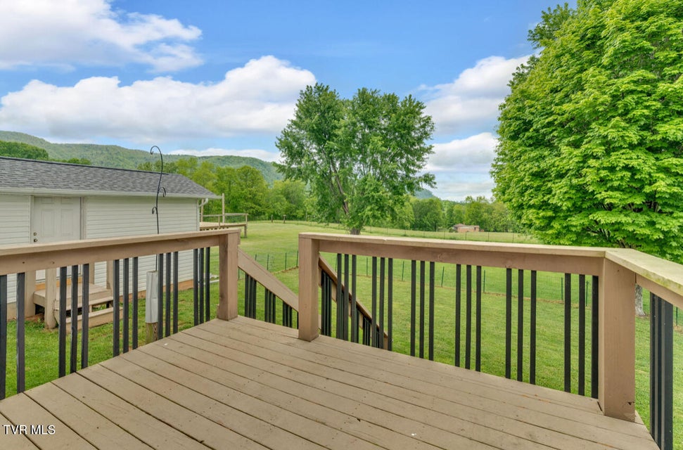 Photo #35: 1019 Meadow Brook Drive