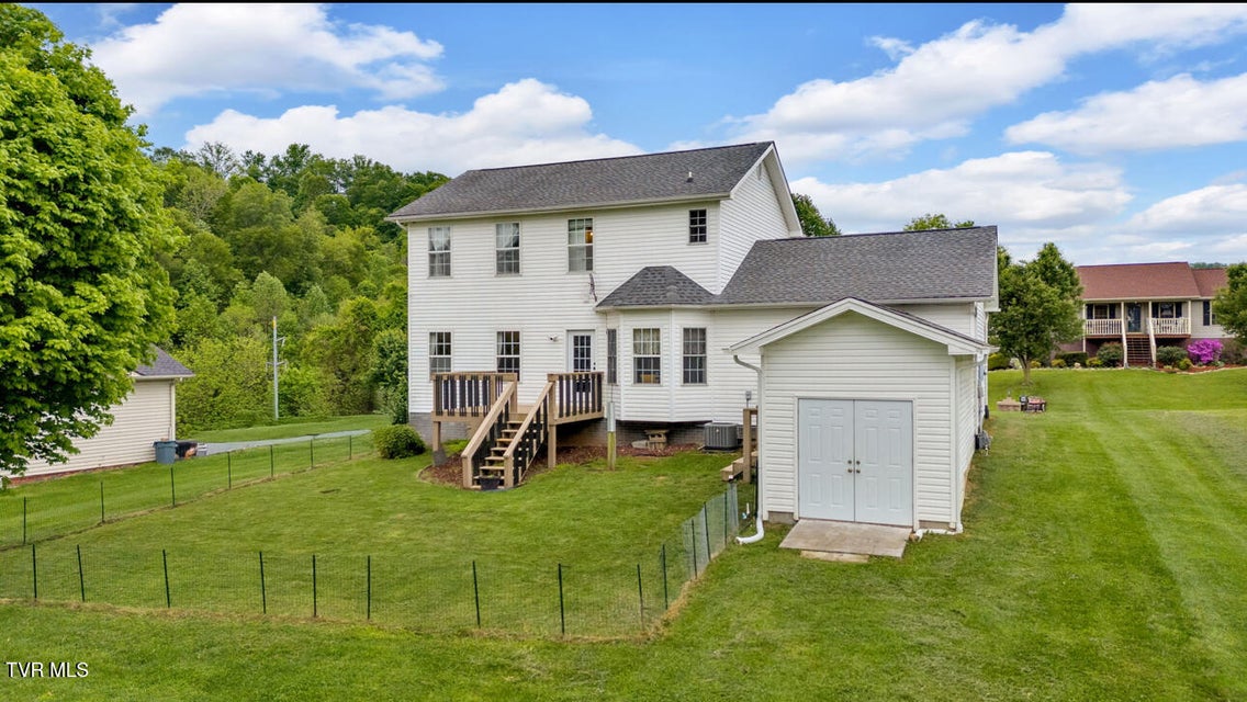 Photo #38: 1019 Meadow Brook Drive
