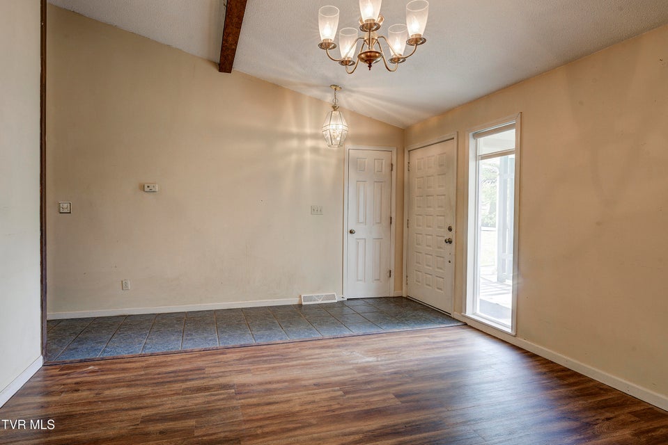 Photo #4: 4 Haverhill Court Court