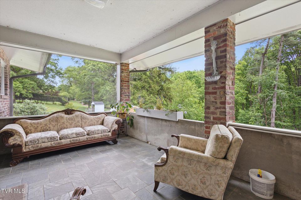 Photo #42: 2021 Westwind Drive