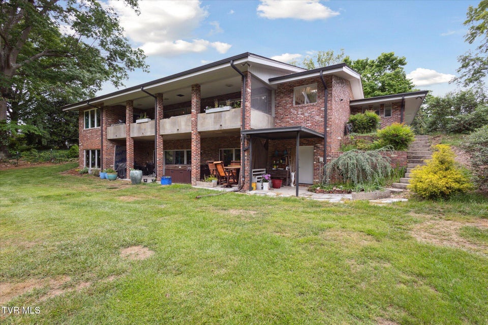 Photo #44: 2021 Westwind Drive