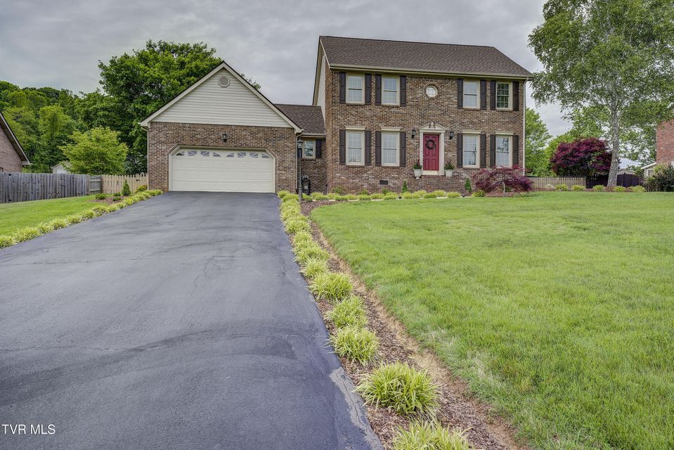 Photo #2: 719 Valley Drive