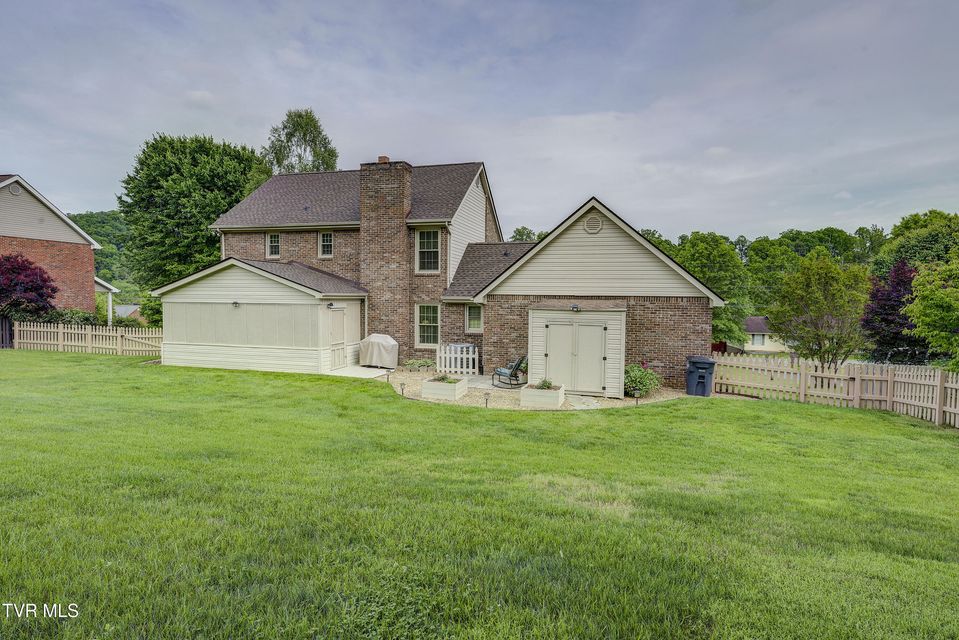 Photo #8: 719 Valley Drive